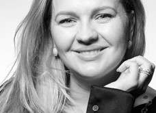 Dr. Daria Voropai Portrait | Cosmetic Doctor KNMG Netherlands | Merz Aesthetics
